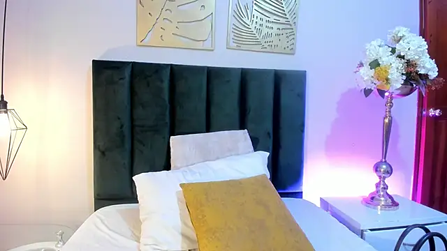 SagiraBelle online show from 15, 12, 2025