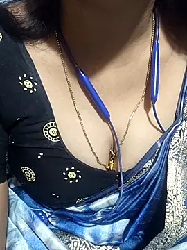 Snapshot of telugu-juliet chatting on 9, 9, 2025 telugu-juliet online show from 9, 9, 2025