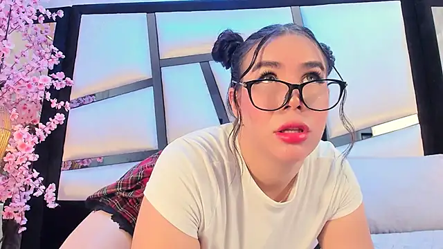Snapshot of TessaCooper1 chatting on 1, 8, 2026 TessaCooper1 online show from 1, 8, 2026