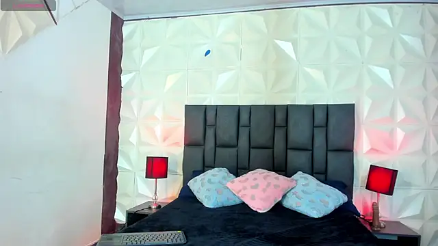 Snapshot of BustyGlow chatting on 12, 9, 2025 BustyGlow online show from 12, 9, 2025