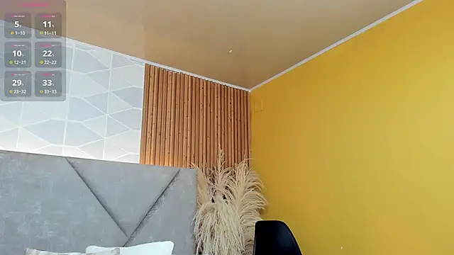 Brunnette Sensation online show from 18, 11, 2025