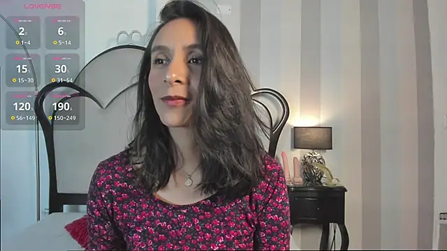 Snapshot of MiaAmore_ chatting on 8, 5, 2026 MiaAmore online show from 8, 5, 2026