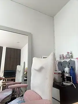 Victoria alson online show from 4, 2, 2026