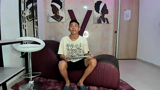 BEAUTY BOYS1 online show from 6, 4, 2026