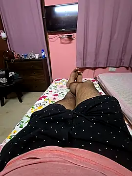 Snapshot of rrboycurvy chatting on 10, 9, 2025 rrboycurvy online show from 10, 9, 2025