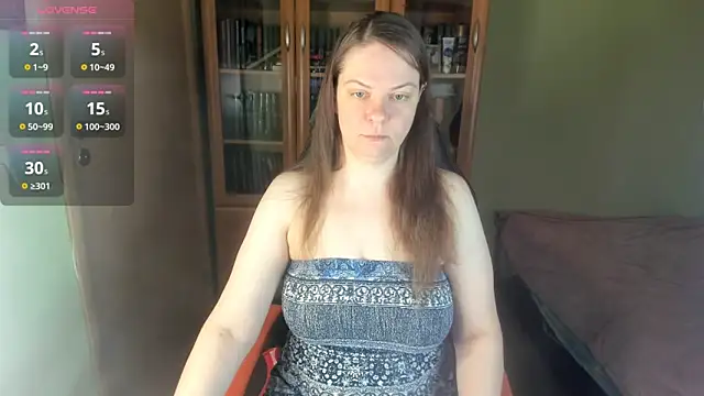 MiaLores online show from 10, 4, 2026