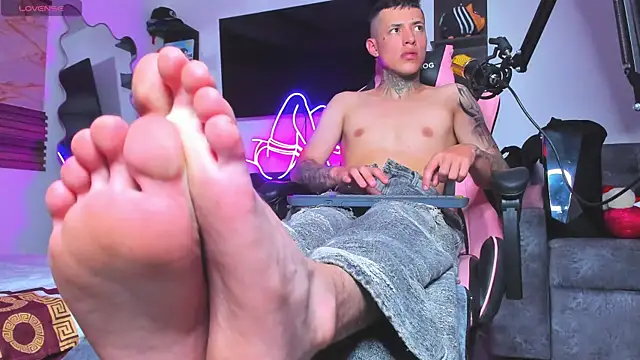 Snapshot of conor_2004 chatting on 23, 9, 2025 conor 2004 online show from 23, 9, 2025