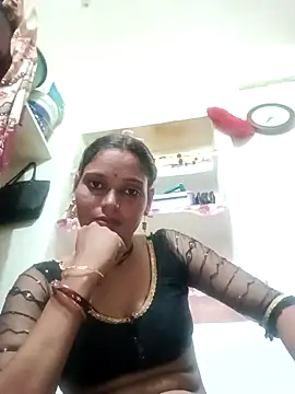 Snapshot of Dikchahot chatting on 10, 9, 2025 Dikchahot online show from 10, 9, 2025