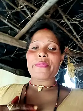 Snapshot of cute_diya_12 chatting on 3, 10, 2025 cute diya 12 online show from 3, 10, 2025