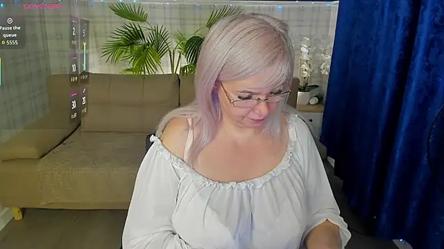 Hella Fabel online show from 4, 2, 2026