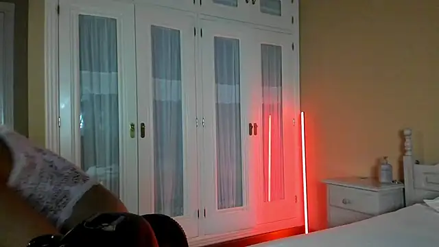 suzysuza online show from 3, 10, 2025