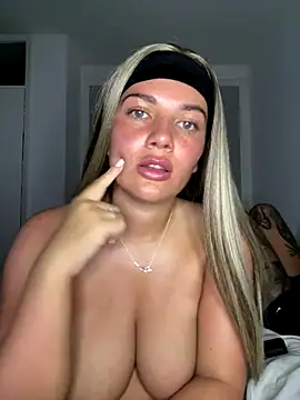 little lola x online show from 15, 9, 2025