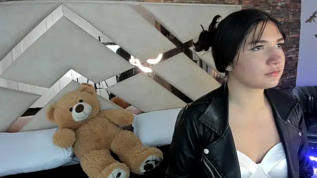 Snapshot of Valery_Brand chatting on 11, 9, 2025 Valery Brand online show from 11, 9, 2025