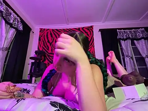 Snapshot of GoddessJemma chatting on 24, 9, 2025 GoddessJemma online show from 24, 9, 2025