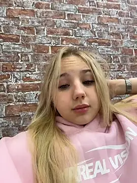 Sky Cutie online show from 17, 1, 2026