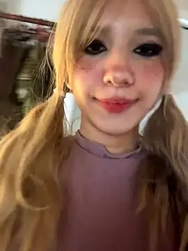 Snapshot of SweetBunnyGF chatting on 11, 9, 2025 SweetBunnyGF online show from 11, 9, 2025