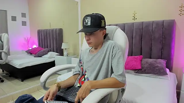 Nascary Fox online show from 29, 9, 2025