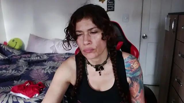 fenix colette online show from 10, 9, 2025