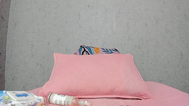 Snapshot of scarlett646 chatting on 16, 10, 2025 scarlett646 online show from 16, 10, 2025