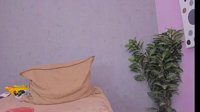 Snapshot of scarlett646 chatting on 12, 2, 2026 scarlett646 online show from 12, 2, 2026