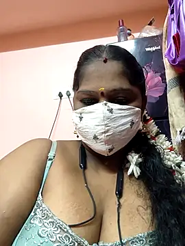 Snapshot of bakyasree143 chatting on 11, 5, 2026 bakyasree143 online show from 11, 5, 2026