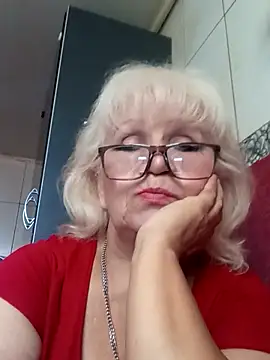Snapshot of SirenaOcean6212 chatting on 21, 9, 2025 SirenaOcean6212 online show from 21, 9, 2025