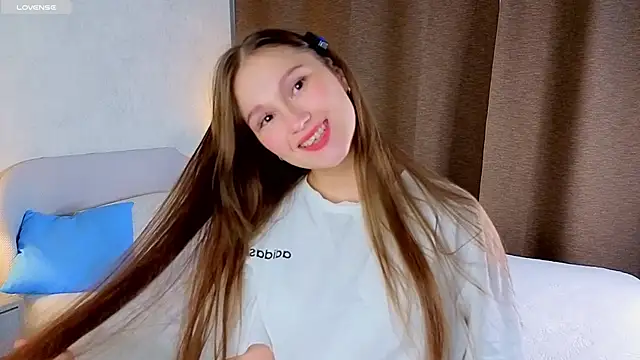 MelaniSeiver online show from 23, 9, 2025