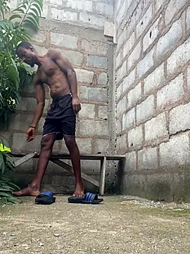 Makemecum634941 online show from 5, 10, 2025