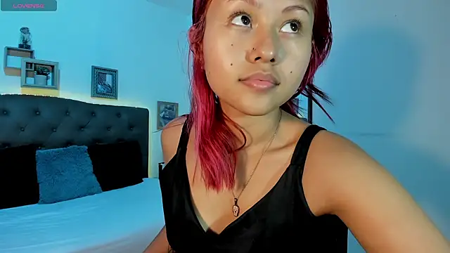 Snapshot of MAYASMITH__ chatting on 23, 6, 2026 MAYASMITH online show from 23, 6, 2026