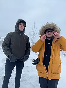 desiredude9 online show from 14, 11, 2025