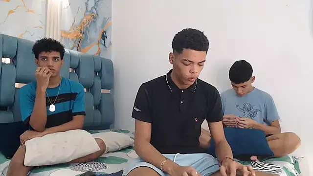 PRETTY FEM online show from 24, 3, 2026