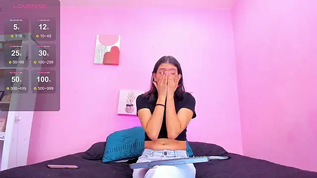 Georgina Ferri  online show from 10, 10, 2025