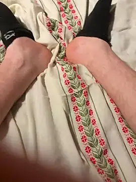 A2221aw online show from 28, 11, 2025