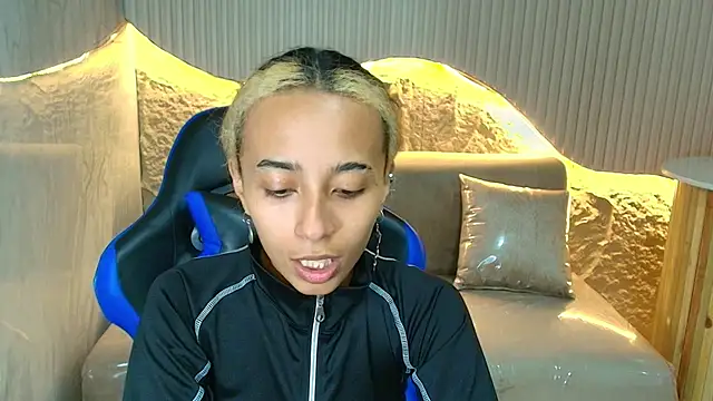 Agnis ink r online show from 12, 11, 2025