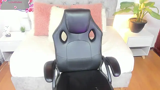 celeste contreras online show from 14, 10, 2025