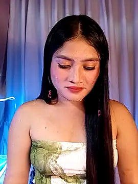 Snapshot of Naughtyalina2 chatting on 27, 9, 2025 Naughtyalina2 online show from 27, 9, 2025