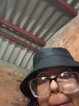 Jessyivonne online show from 12, 4, 2026