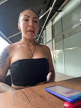 Snapshot of Sarahlove_90 chatting on 23, 9, 2025 Sarahlove 90 online show from 23, 9, 2025