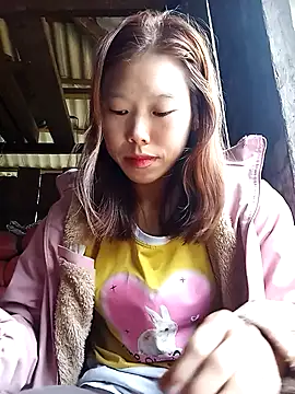 Ngocmi909 online show from 24, 10, 2025