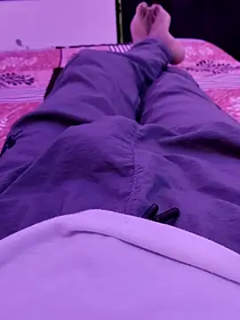 Snapshot of urs_samm chatting on 24, 9, 2025 urs samm online show from 24, 9, 2025