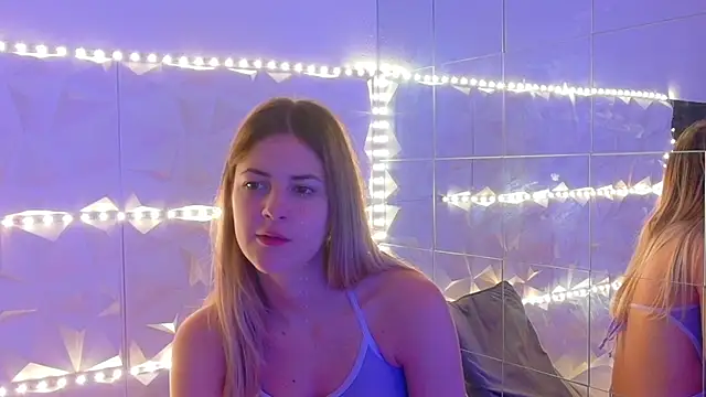 Aishha  online show from 10, 11, 2025