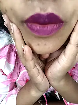 Snapshot of Cute_Anisha1 chatting on 26, 9, 2025 Cute Anisha1 online show from 26, 9, 2025