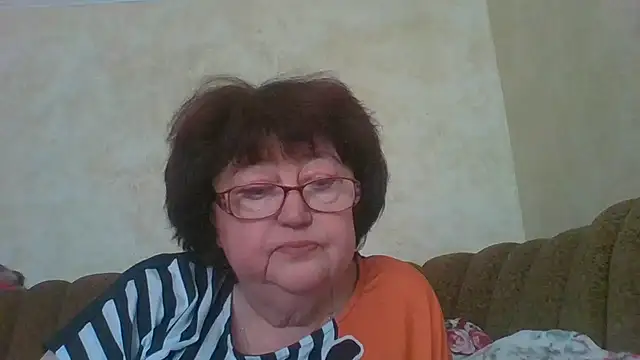 Snapshot of MilaSky5303 chatting on 26, 9, 2025 MilaSky5303 online show from 26, 9, 2025