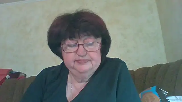 Snapshot of MilaSky5303 chatting on 28, 9, 2025 MilaSky5303 online show from 28, 9, 2025