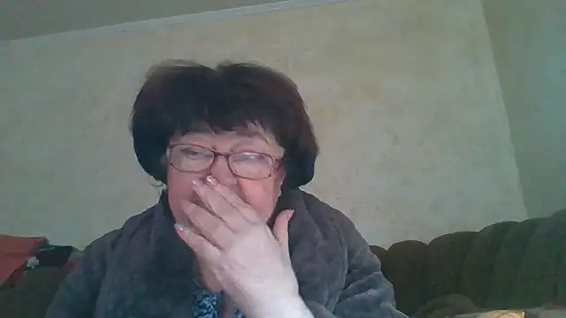 Snapshot of MilaSky5303 chatting on 2, 10, 2025 MilaSky5303 online show from 2, 10, 2025