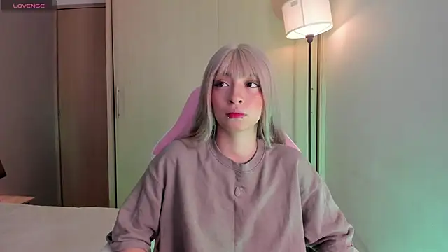 Snapshot of EmystarX chatting on 5, 6, 2026 EmystarX online show from 5, 6, 2026