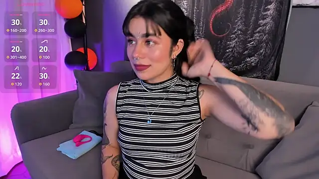 flower smith  online show from 22, 10, 2025