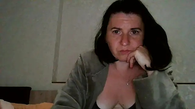 Snapshot of owl_psy chatting on 27, 5, 2026 owl psy online show from 27, 5, 2026