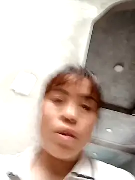 Snapshot of Maymay0033 chatting on 14, 11, 2025 Maymay0033 online show from 14, 11, 2025