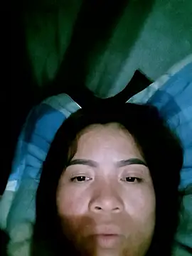 Snapshot of Maymay0033 chatting on 17, 11, 2025 Maymay0033 online show from 17, 11, 2025